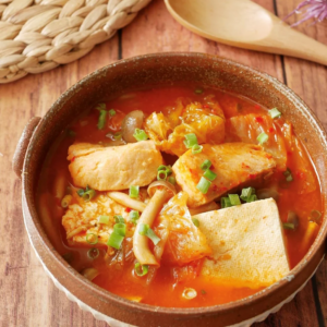 鮭と豆腐のトマトチゲスープ